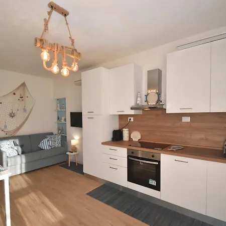 Amapola - Bilocale In Zona Mare Con Clima E Posto Auto Apartman *